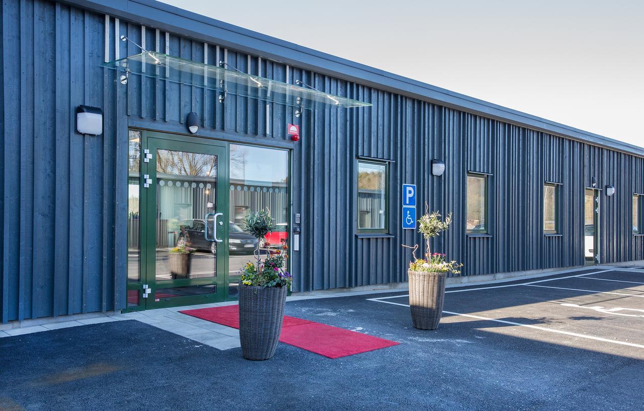 Hotell Eken Moelndal ภายนอก รูปภาพ